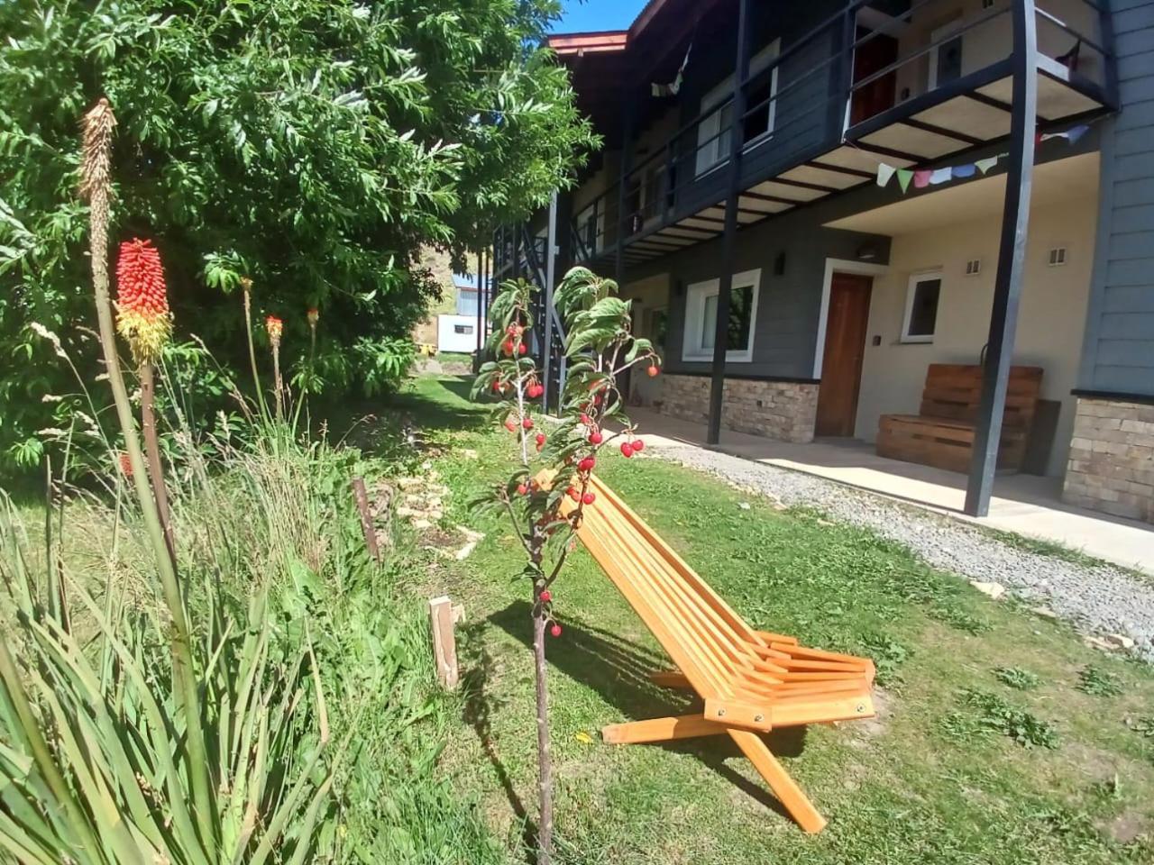 Aparts Merkaba El Chalten Buitenkant foto
